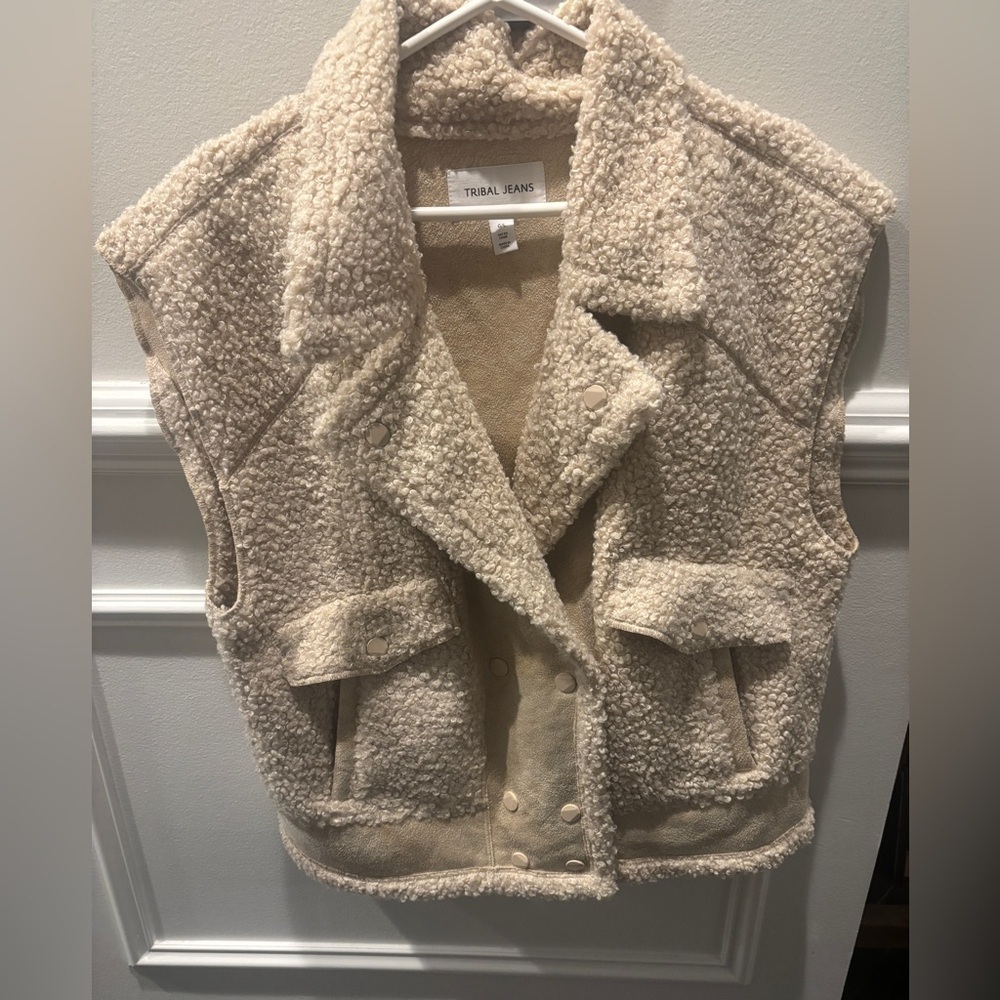 Tribal Jeans Fashion Sleeveless Sherpa Vest Size L NWOT - Picture 6 of 9